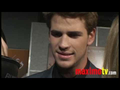 Miley Cyrus Boyfriend Liam Hemsworth at The Last Song Premiere