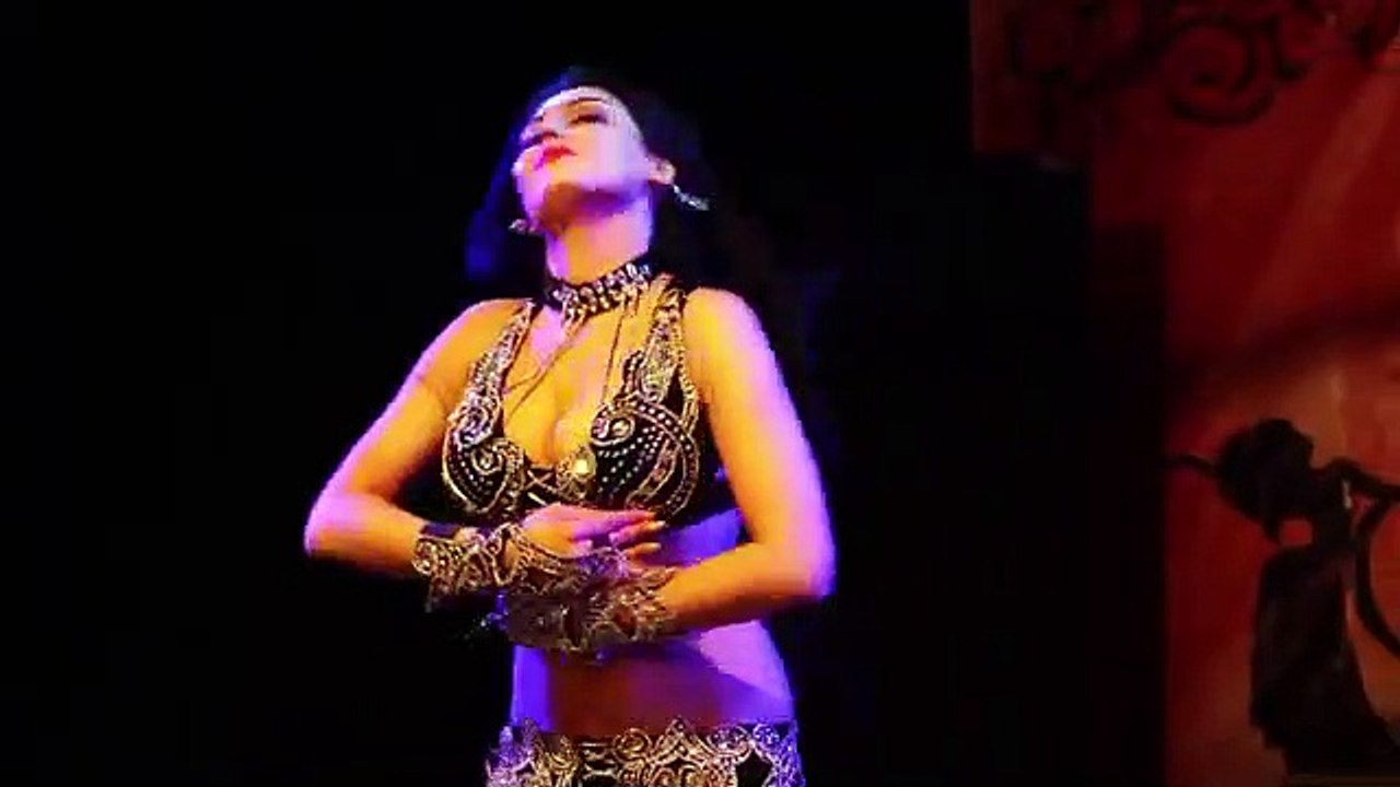 Superb Hot Belly Dance ALEX DELORA