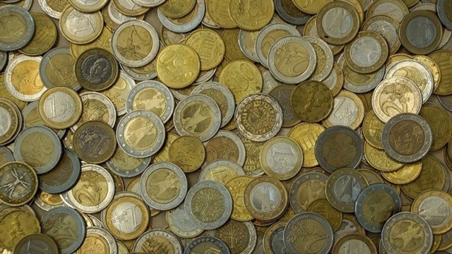 Bruselas eleva al 2,8% el crecimiento de España en 2017