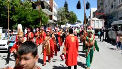 Adıyaman Besni'de Engellilerden Dayanışma Yürüyüşü