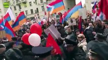 Росіяни не здаються! У Москві на марші 