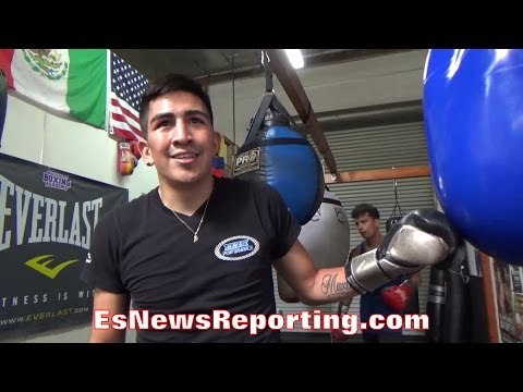 LEO SANTA CRUZ DEFENDS TYSON FURY!! COCAINE DIDN'T PLAY PART IN WINNING TITLES!! SHOULD KEEP BELTS