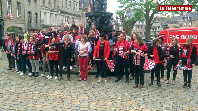 En Avant Guingamp. Une chorégraphie pour célébrer le maintien en Ligue 1