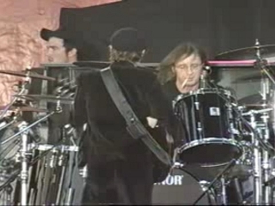 AC/DC - Hell Ain't A Bad Place To Be