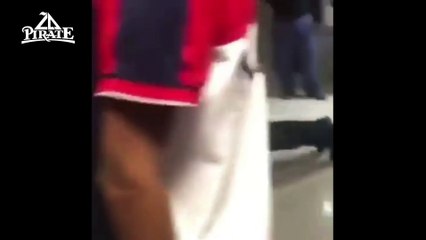 Un concour de pompes avec un policier