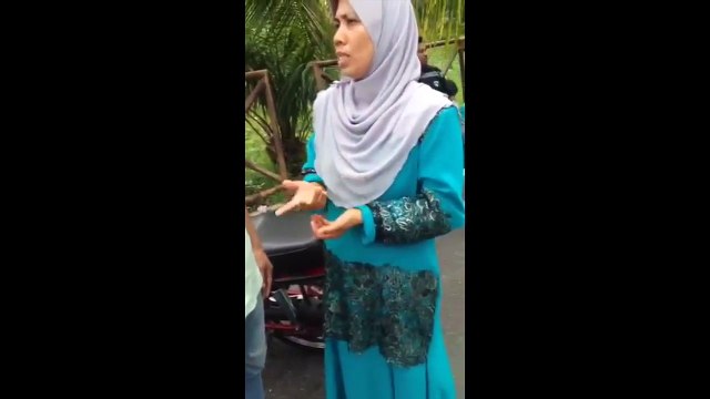 Isteri Serang Suami Sedang Bersanding, Kantoi Kahwin Lain
