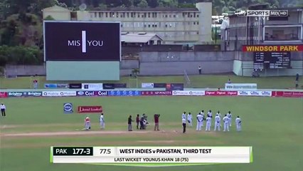 Tribute to misbah ul haq by westindies team