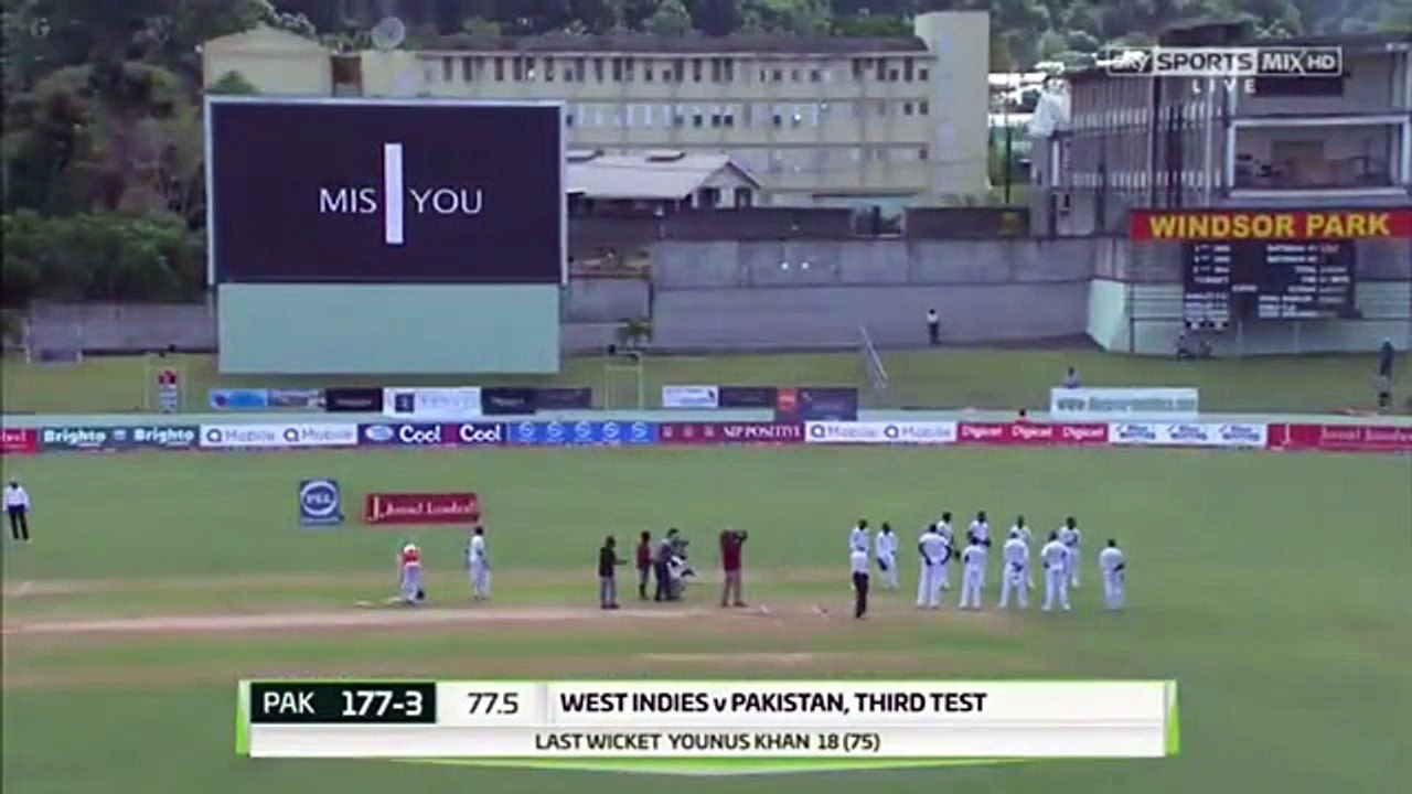 Tribute to misbah ul haq by westindies team
