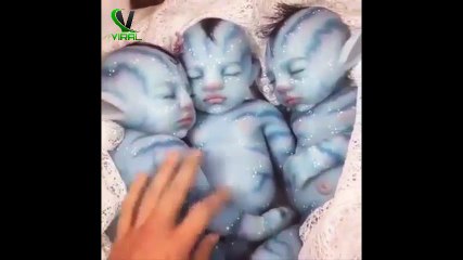 Avatar baby anyone!!!! This is soooo cute and soooo creepy at the same damn time lol