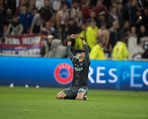 تحركات حكيم زياش أمام ليون 11.05.2017 HD