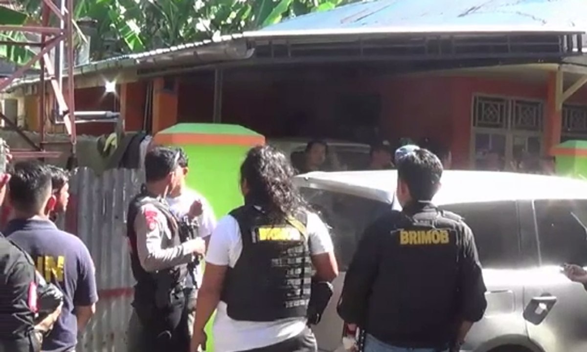 Oknum Polisi Ini Ditangkap saat Asyik Pesta Sabu
