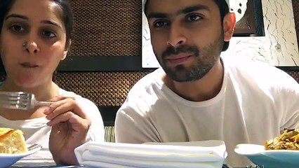 Actress Dipika Kakar Facebook Live