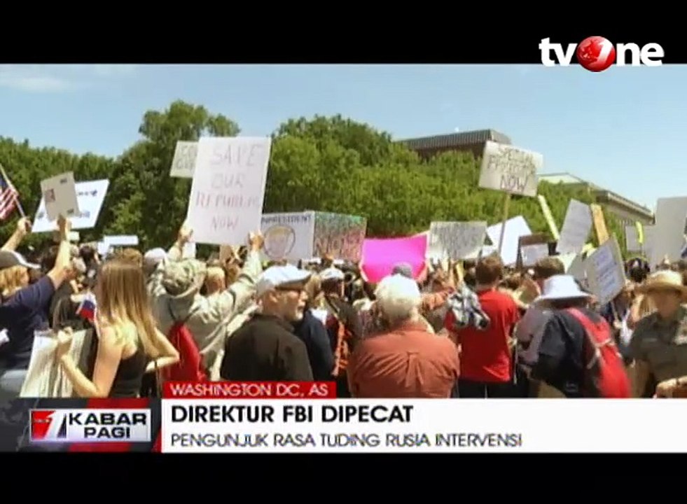 Donald Trump Pecat Direktur FBI