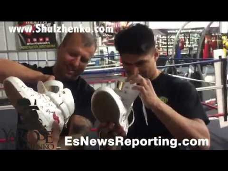 EXCLUSIVE!!! Mikey Garcia gets his CUSTOM SHOES by #YaroseShulzhenko -EsNews Boxing