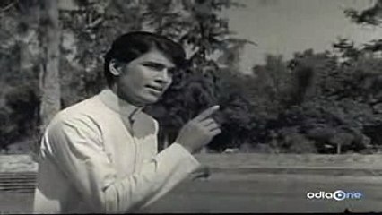 Odia Old Move song, Sapanara Pathe pathe. Md Sikander Alam sings in Odia Move Dharitree