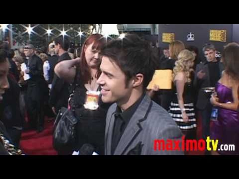 FERGIE & KRIS ALLEN at The American Music Awards