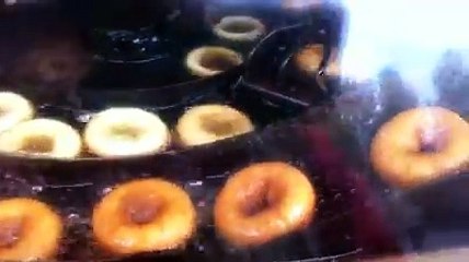 Vada making machine- Awesome feel