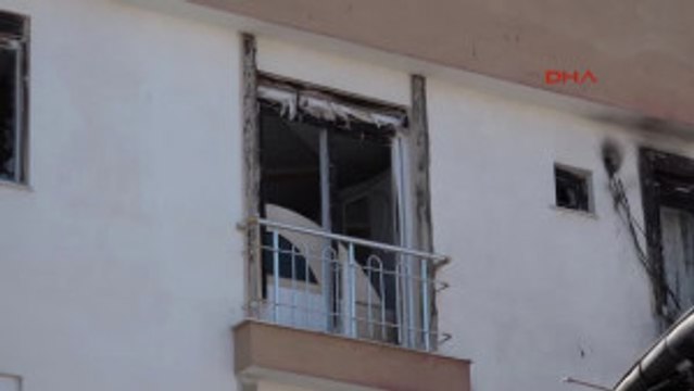 Antalya Evleri Yanan Yaşlı Çift Balkon Boşluğunda Yaşıyor