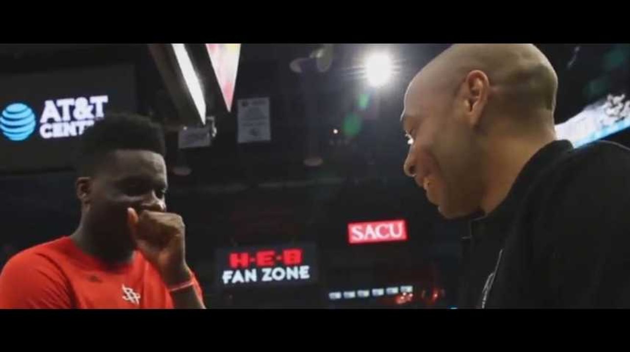Thierry Henry rend fou un grand espoir de NBA (vidéo)