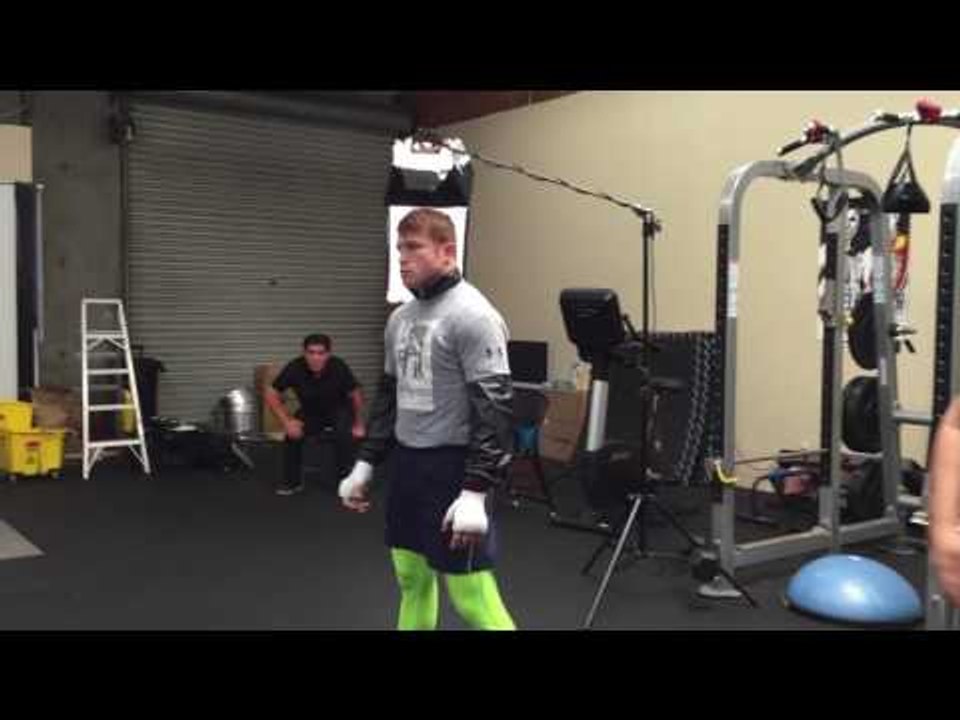 canelo alvarez fights liam smith tonight who wins? EsNews Boxing