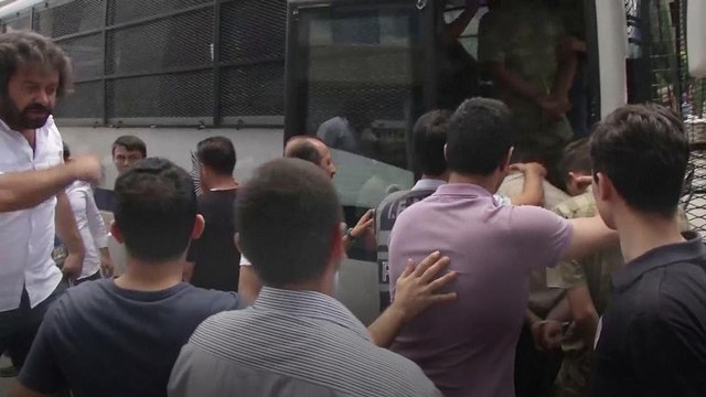 Туреччина: масові арешти колишніх працівників Стамбульської біржі