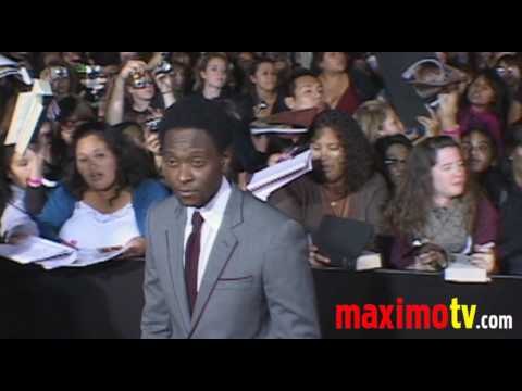 EDI GATHEGI at NEW MOON Premiere Arrivals