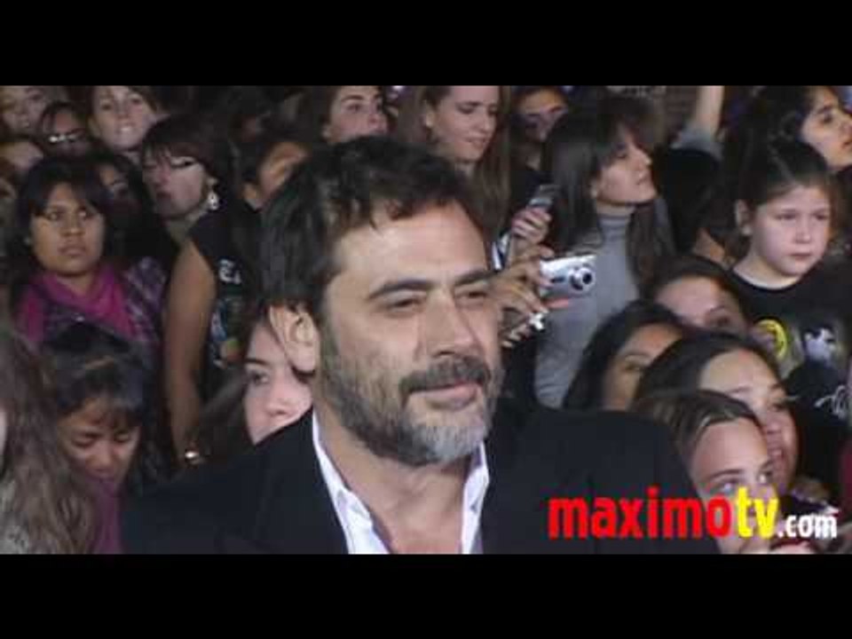 JEFFREY DEAN MORGAN at NEW MOON Premiere Arrivals