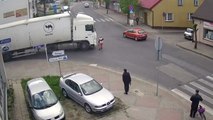 Un camion percute une piétonne
