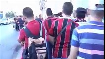 سائح سعودي يزور الجزائر لأول مرة ويدخل إلى ملعب بولوغين
