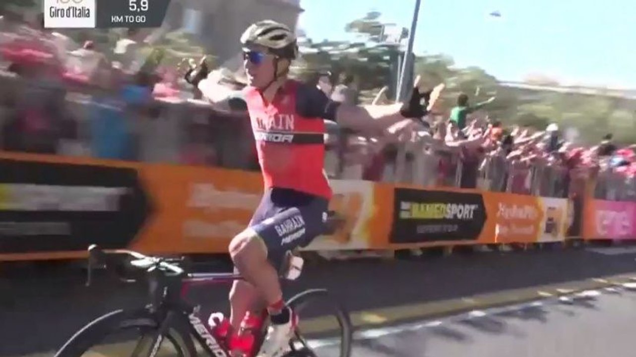 Luka Pibernik célèbre sa victoire trop tôt lors du Tour d'Italie