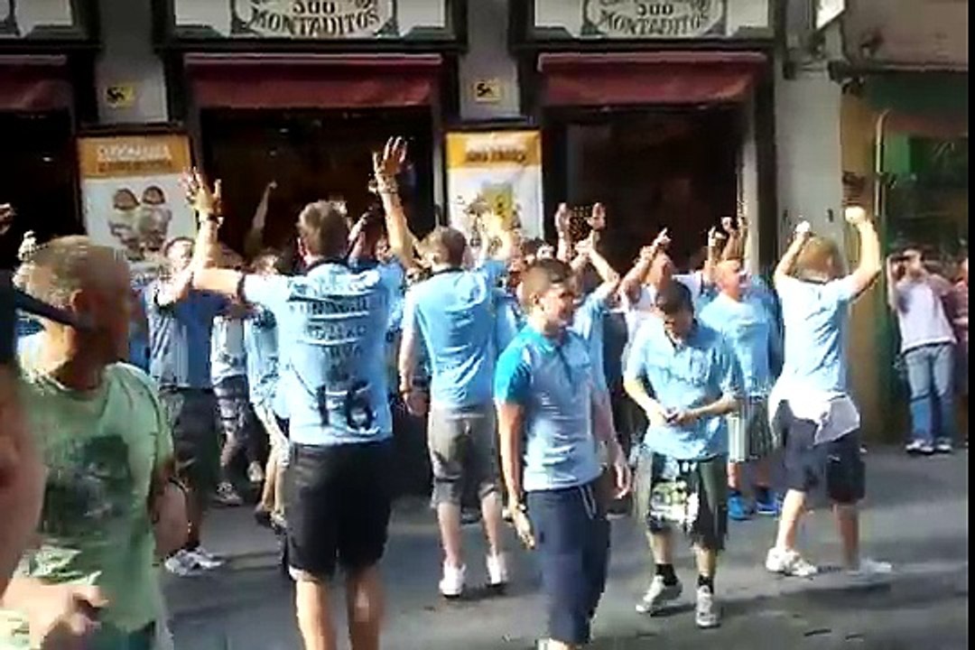 Les supporters de Manchester City à Madrid chantent la chanson de Yaya et Kolo Touré