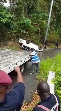 Oups... La boulette du dépanneur. Tellement drole
