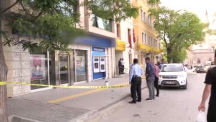 Banka Çıkışı Silahlı Saldırıya Uğradı