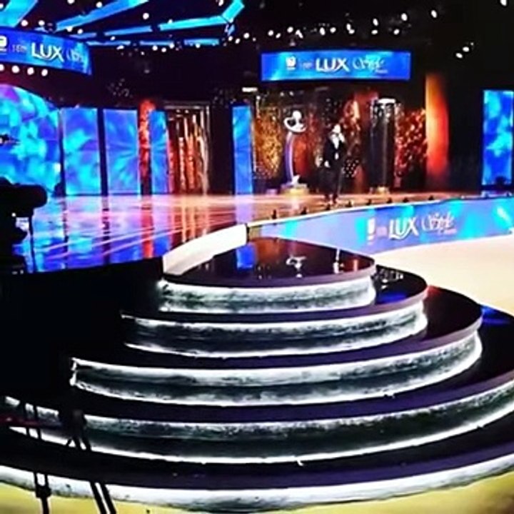 Atif Aslam Funny Songs Mimicury (Ali Zafar,Sajjad Ali,Umair Jaswal)in Lux Style Awards 2017 #Lsa17