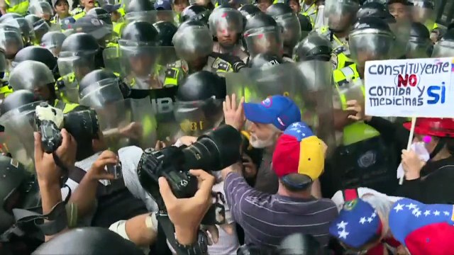 Elderly Venezuelans demonstrate against Maduro in Caracas