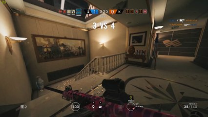 Tom Clancy's Rainbow Six: First time I've audibly yelped while playing siege. Spooky BB