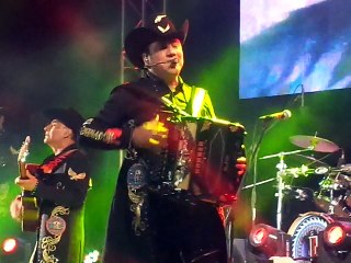 "EL VIEJON" EXITO DEL 2016 DE "GRUPO EXTERMINADOR"