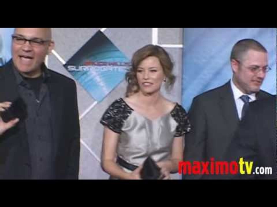 Elizabeth Banks THE HUNGER GAMES at Surrogates Premiere ARRIVALS