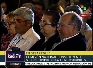 Maduro se reúne con Red de Intelectuales para debatir la Constituyente