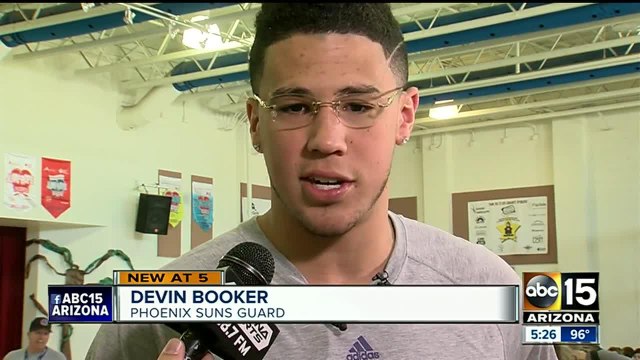 Devin Booker surprises young Suns fan