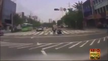 NEW Motorcycle Accidents Compil ashes Motorbike Accidents 2017 HD