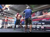Yoshihiro Kamegai  on the mitts EsNews Boxing