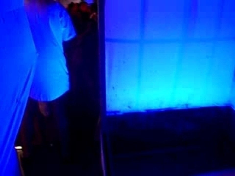 Crazy signs Gala freed from desire