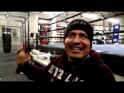 classic esnews moment juan manuel marquez son in oxnard??? esnews boxing