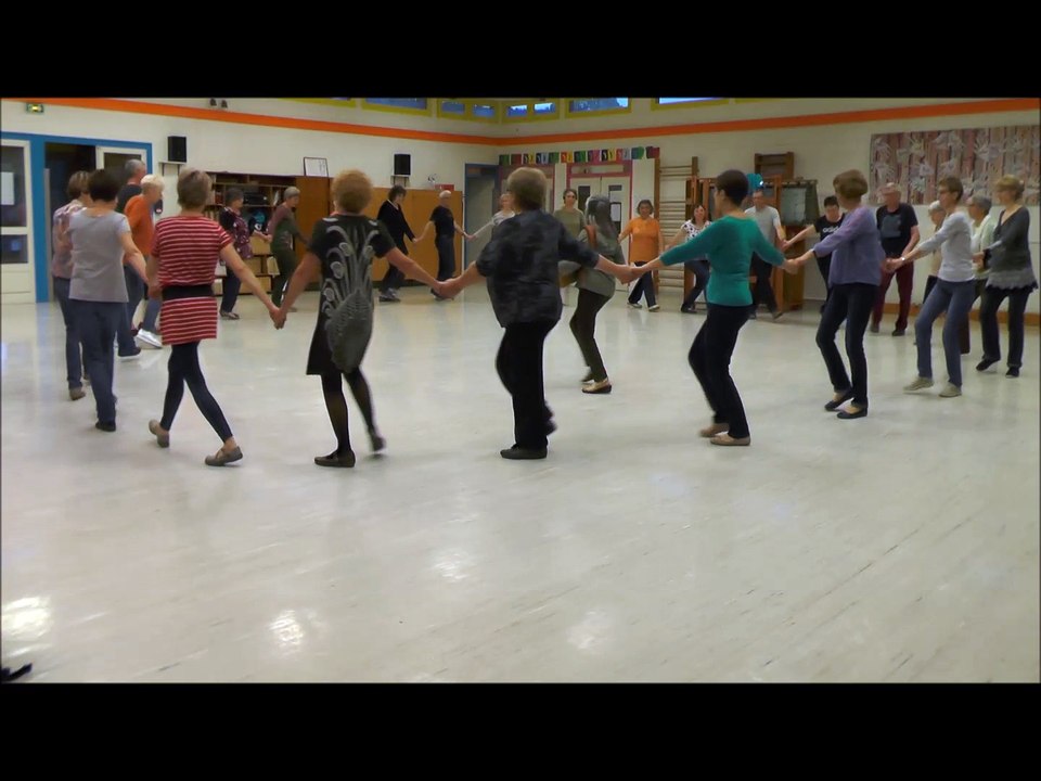 folkpourtous932 danse de l'est du 12/05/17