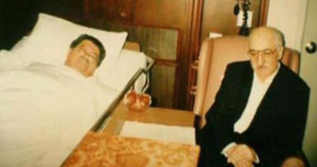 Ahmet Özal: Gülen Babamın Yanına Gizlice Girmiş