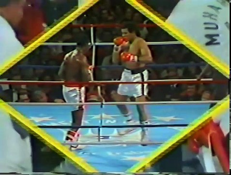 Muhammad Ali vs Larry Holmes by MMA BOXING MUAY THAI 1980 10 02