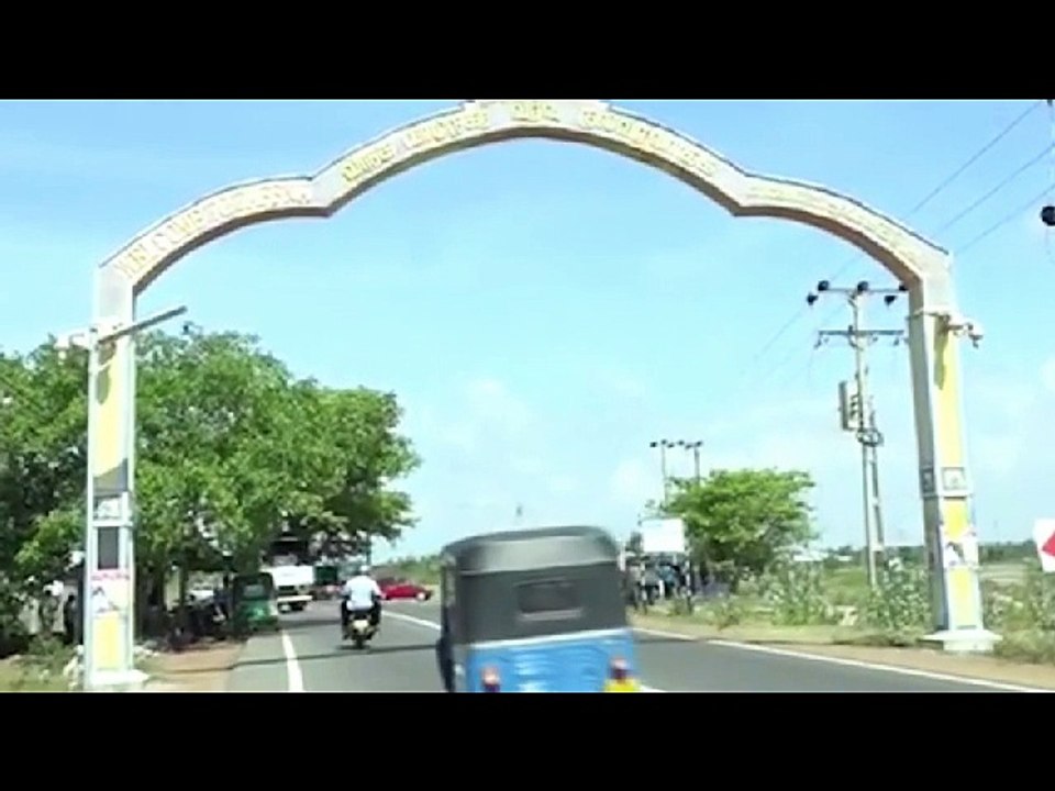 දකුණේ අපී බුදී....උතුරේ කොටි අප මරාදැමු කොටි සමරයි...