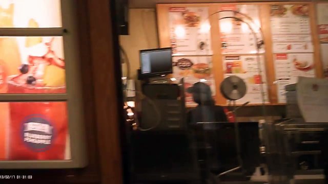 Ce fast food a une vitre pare-balles à Detroit !