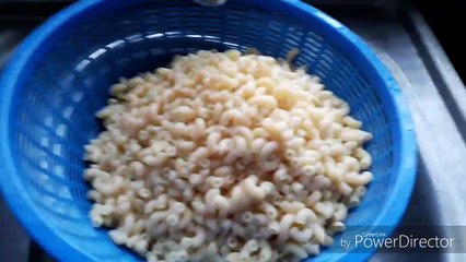 cooking pasta eggs fry.